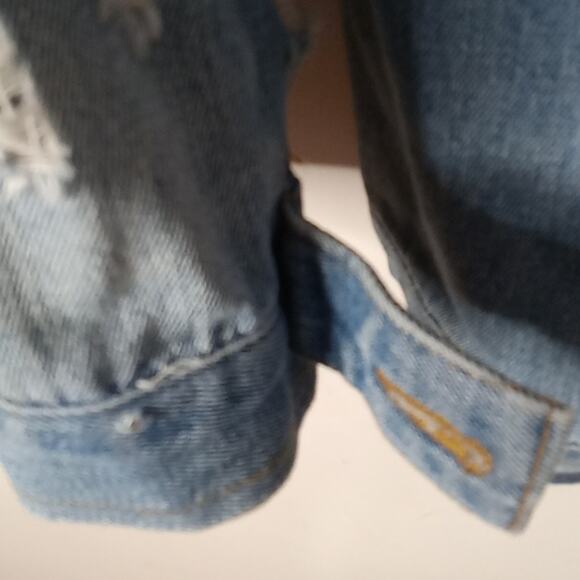 Ci Sono Girls Small Denim Jacket with Pink Faux Fur Collar. - Picture 6 of 8